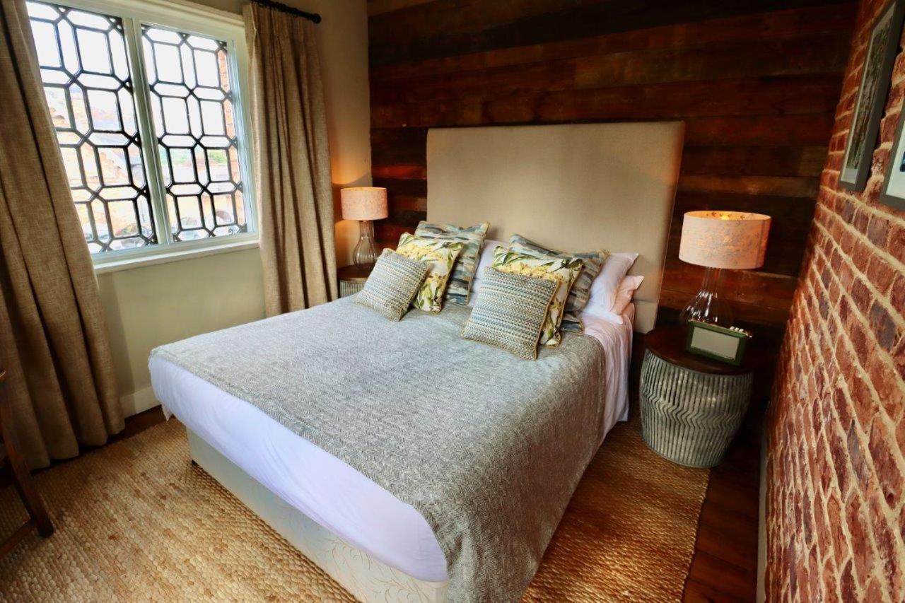 Hotel The Cholmondeley Arms Wrenbury Exteriér fotografie