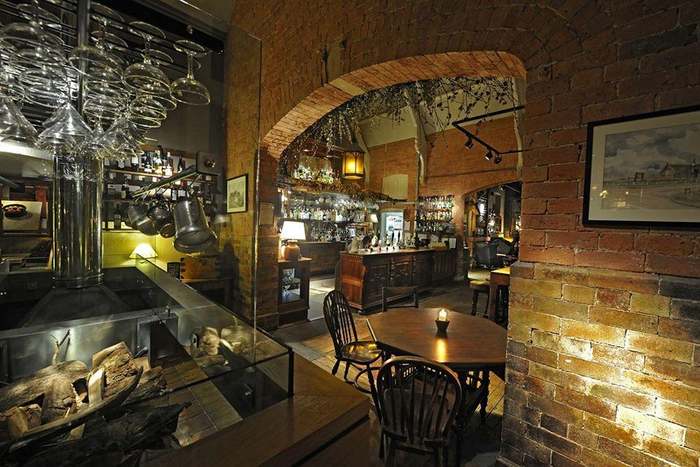 Hotel The Cholmondeley Arms Wrenbury Exteriér fotografie